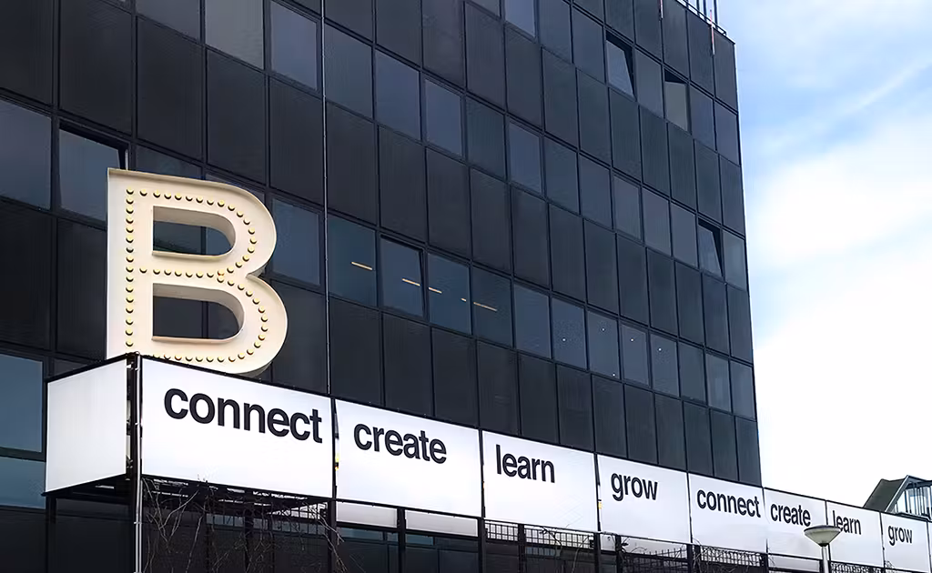 B. Amsterdam<br />
